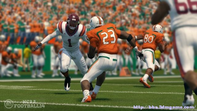 《美国大学橄榄球14》 英文XEX版XBOX360版 游戏截图 3